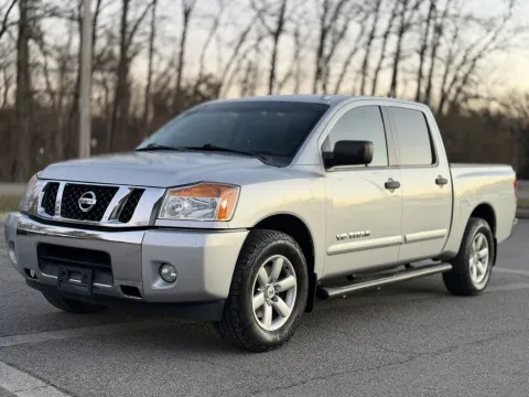 Photos of 2014 NISSAN TITAN SV for sale in Smyrna, TN at Angel Motors Inc