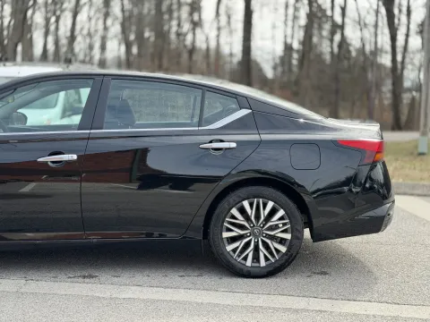 Another view of 2025 Nissan Altima 2.5 SV for sale in Smyrna, TN at Angel Motors Inc
