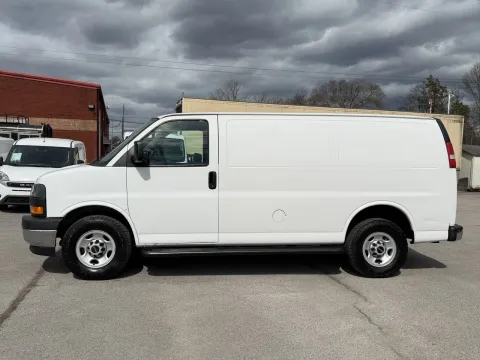 Another view of 2017 GMC Savana 2500 for sale in Smyrna, TN at Angel Motors Inc