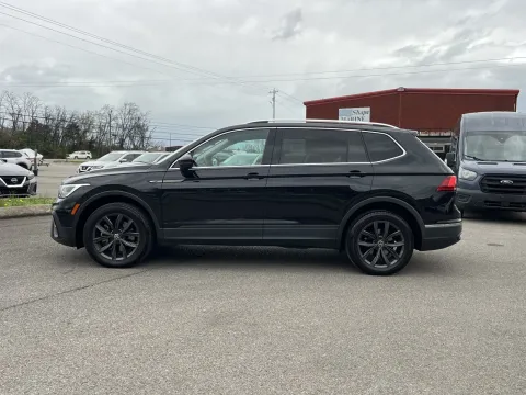 More photos of 2022 Volkswagen Tiguan SE 4Motion at Angel Motors Inc, TN