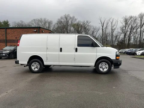 More photos of 2018 Chevrolet Express 2500 at Angel Motors Inc, TN
