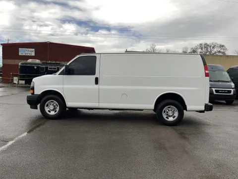 More photos of 2018 Chevrolet Express 2500 at Angel Motors Inc, TN