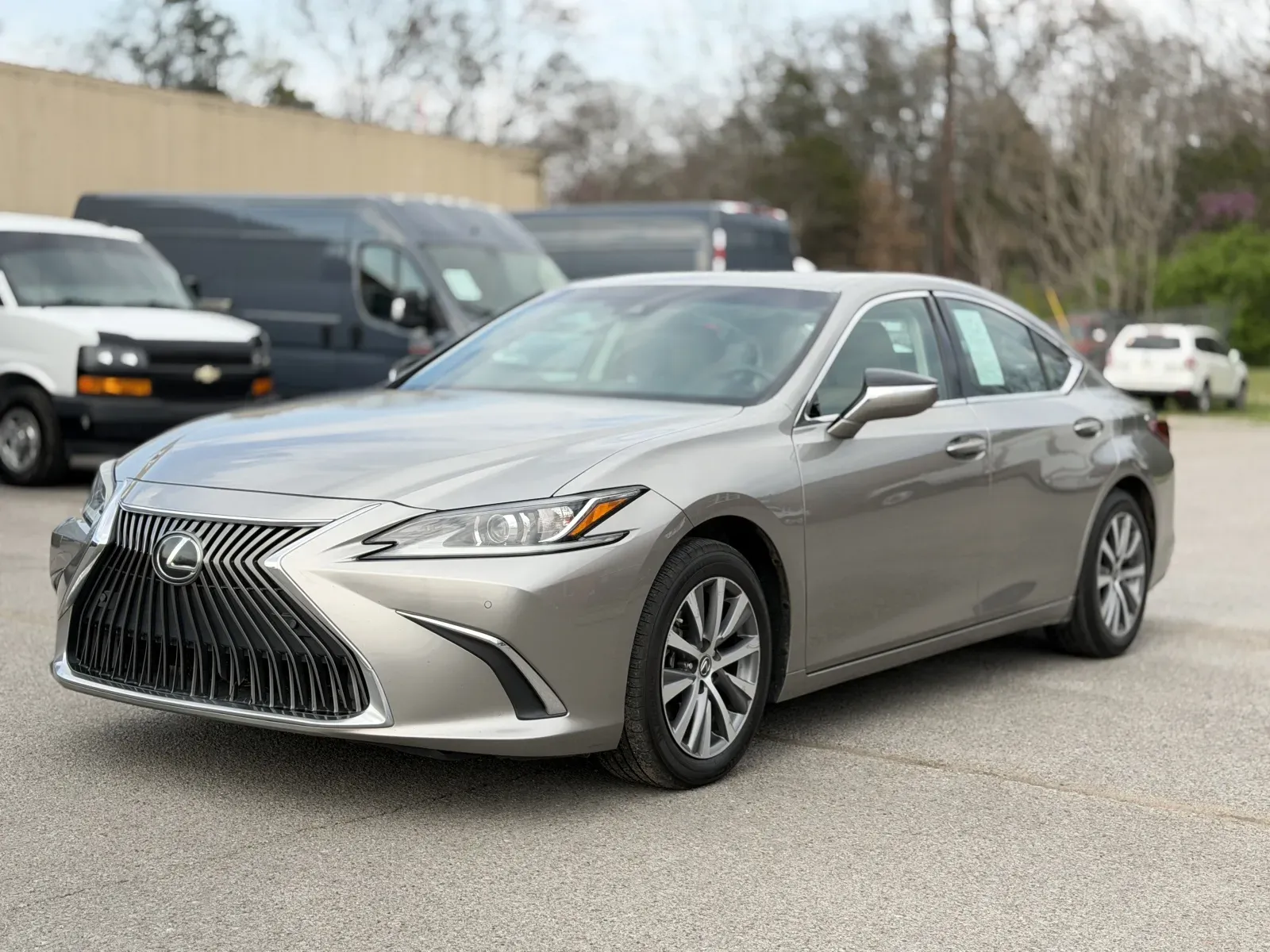 Photos of 2019 Lexus ES 350 for sale in Smyrna, TN at Angel Motors Inc