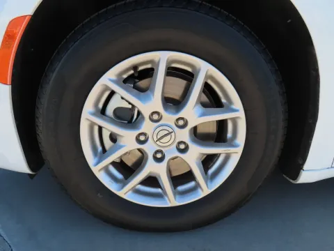 More photos of 2024 Chrysler Pacifica Touring L at Martin Swanty's Paradise Auto, AZ