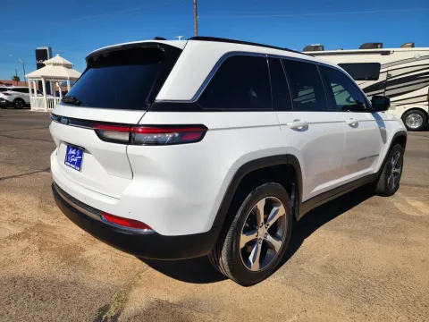 More photos of 2024 Jeep Grand Cherokee 4xe at Martin Swanty's Paradise Auto, AZ