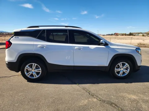More photos of 2020 GMC Terrain SLE at Martin Swanty's Paradise Auto, AZ