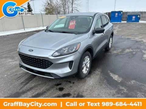 Silver 2022 Ford Escape SE for sale in Bay City, MI