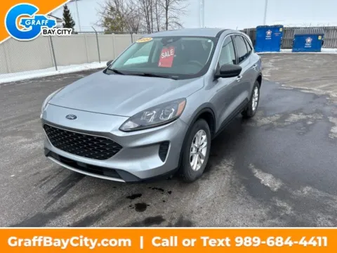 Silver 2022 Ford Escape SE for sale in Bay City, MI