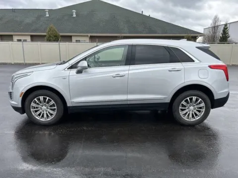 Photos of 2019 Cadillac XT5 Luxury FWD for sale in Bay City, MI at Graff Chevrolet, INC.
