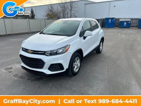 White 2021 Chevrolet Trax LS for sale in Bay City, MI