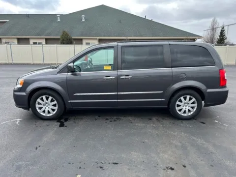 Photos of 2016 Chrysler Town & Country Touring for sale in Bay City, MI at Graff Chevrolet, INC.