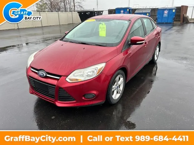 Red 2014 Ford Focus SE for sale in Bay City, MI