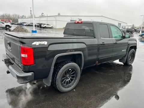More photos of 2014 GMC Sierra 1500 SLE at Graff Chevrolet, INC., MI