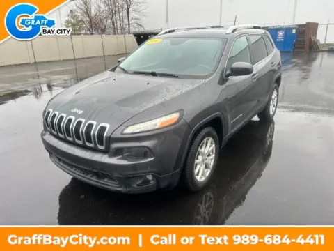 Gray 2016 Jeep Cherokee Latitude for sale in Bay City, MI