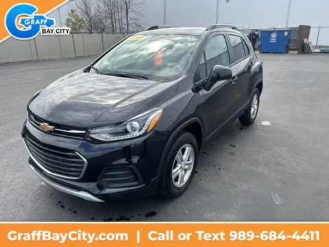 Blue 2022 Chevrolet Trax LT for sale in Bay City, MI