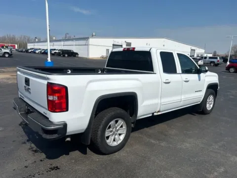 More photos of 2017 GMC Sierra 1500 SLE at Graff Chevrolet, INC., MI