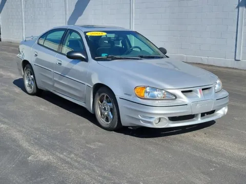 Photos of 2003 Pontiac Grand Am GT for sale in Bay City, MI at Graff Chevrolet, INC.
