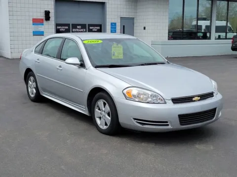 Photos of 2009 Chevrolet Impala LT for sale in Bay City, MI at Graff Chevrolet, INC.