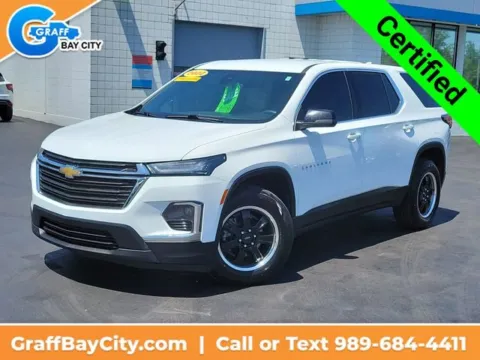 White 2022 Chevrolet Traverse LS for sale in Bay City, MI