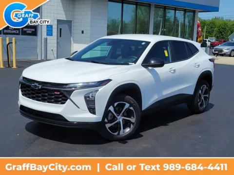 White 2024 Chevrolet Trax 1RS for sale in Bay City, MI
