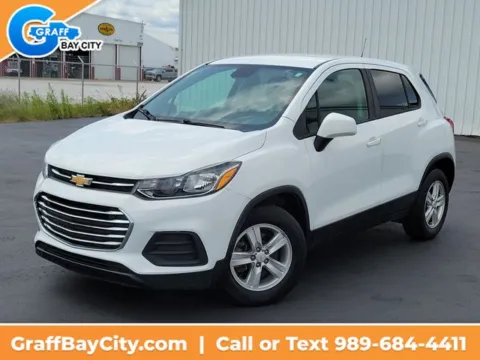 White 2020 Chevrolet Trax LS for sale in Bay City, MI