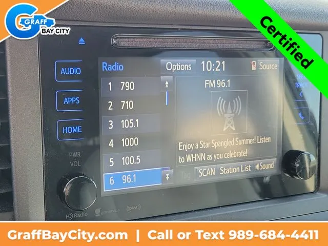2017 Toyota Sienna LE - Photo 11