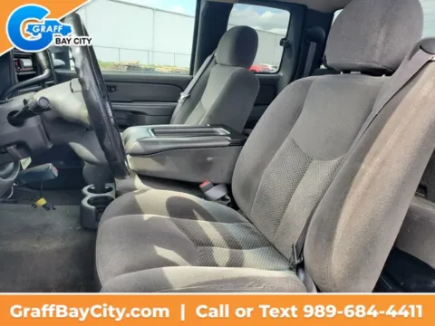 More photos of 2005 Chevrolet Silverado 2500 HD LS at Graff Chevrolet, INC., MI