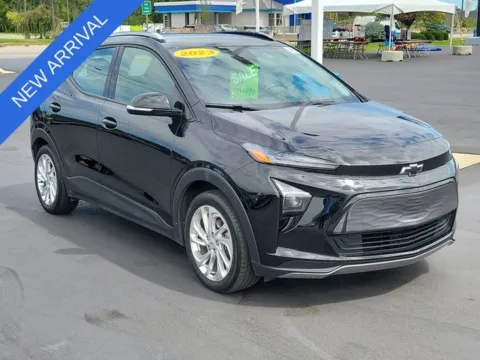 Photos of 2023 Chevrolet Bolt EUV LT for sale in Bay City, MI at Graff Chevrolet, INC.