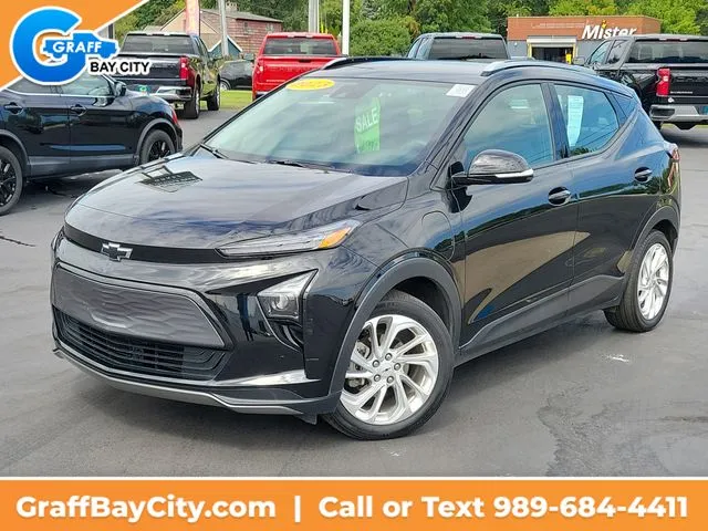Used 2023 Chevrolet Bolt EUV LT with VIN 1G1FY6S03P4169976 for sale in Bay City, MI