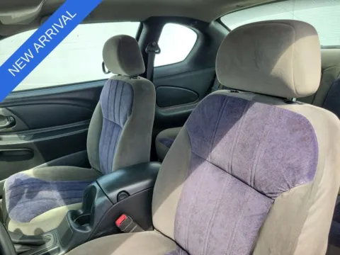 More photos of 2005 Chevrolet Monte Carlo LS at Graff Chevrolet, INC., MI