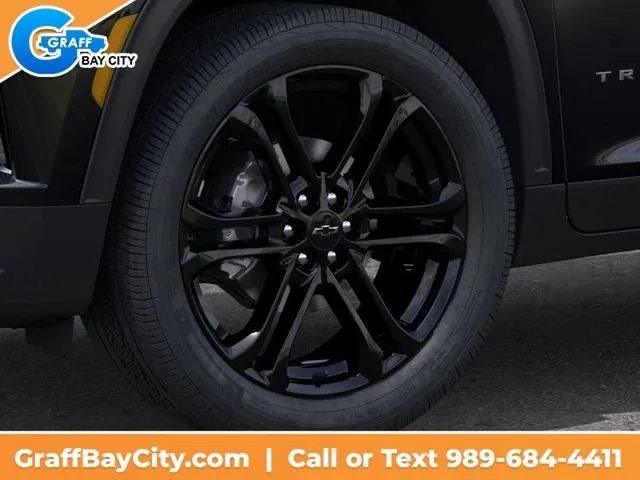 2027 Chevrolet Traverse LT - Photo 9