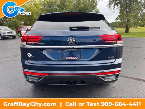 More photos of 2020 Volkswagen Atlas Cross Sport 3.6L V6 SEL at Graff Chevrolet, INC., MI