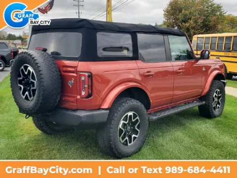 More photos of 2022 Ford Bronco Outer Banks at Graff Chevrolet, INC., MI