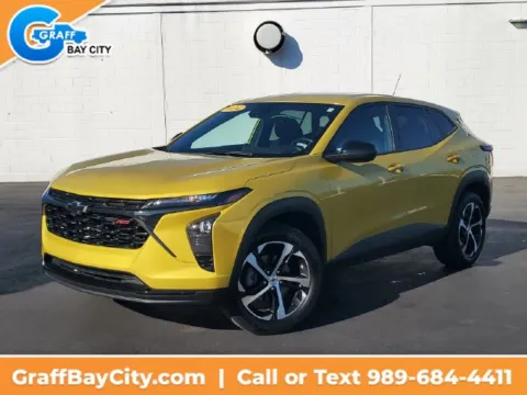 Yellow 2024 Chevrolet Trax 1RS for sale in Bay City, MI