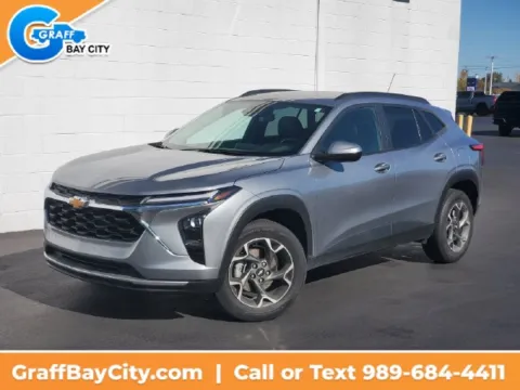 Gray 2024 Chevrolet Trax LT for sale in Bay City, MI