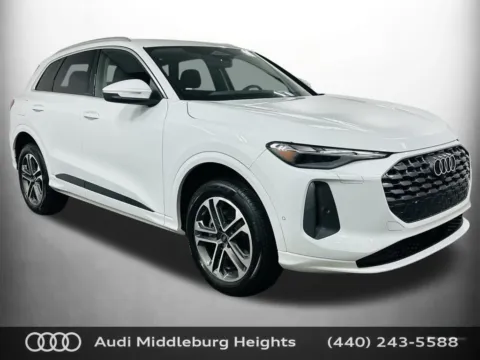 White 2025 Audi Q5 2.0T Premium for sale in Middleburg Heights, OH