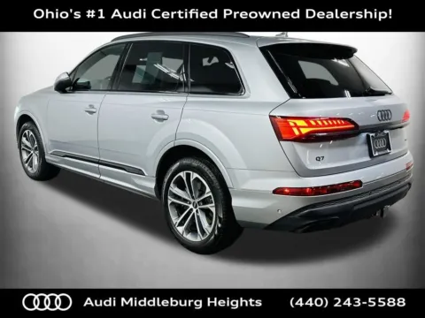 More photos of 2025 Audi Q7 45 Premium at Audi Middleburg Heights, OH