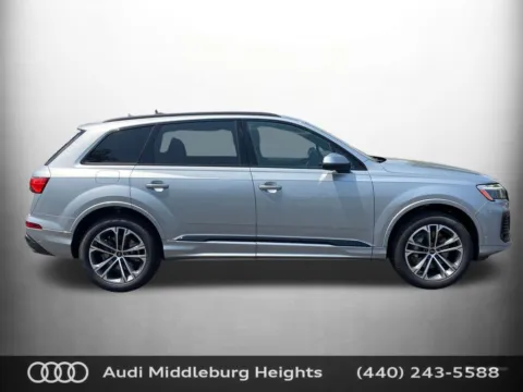 More photos of 2025 Audi Q7 45 Premium at Audi Middleburg Heights, OH