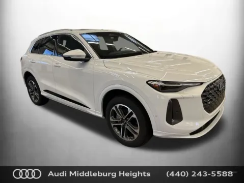 White 2025 Audi Q5 quattro Premium TFSI for sale in Middleburg Heights, OH