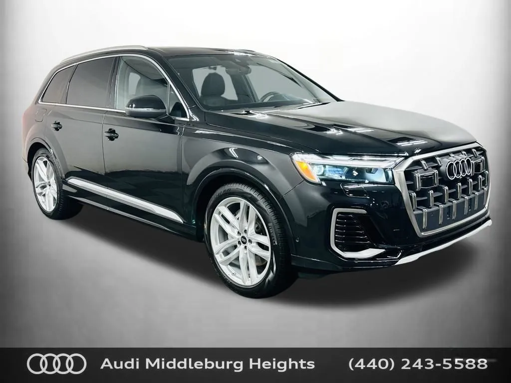 2025 Audi Q7 55 Premium Plus for sale in Middleburg Heights, OH