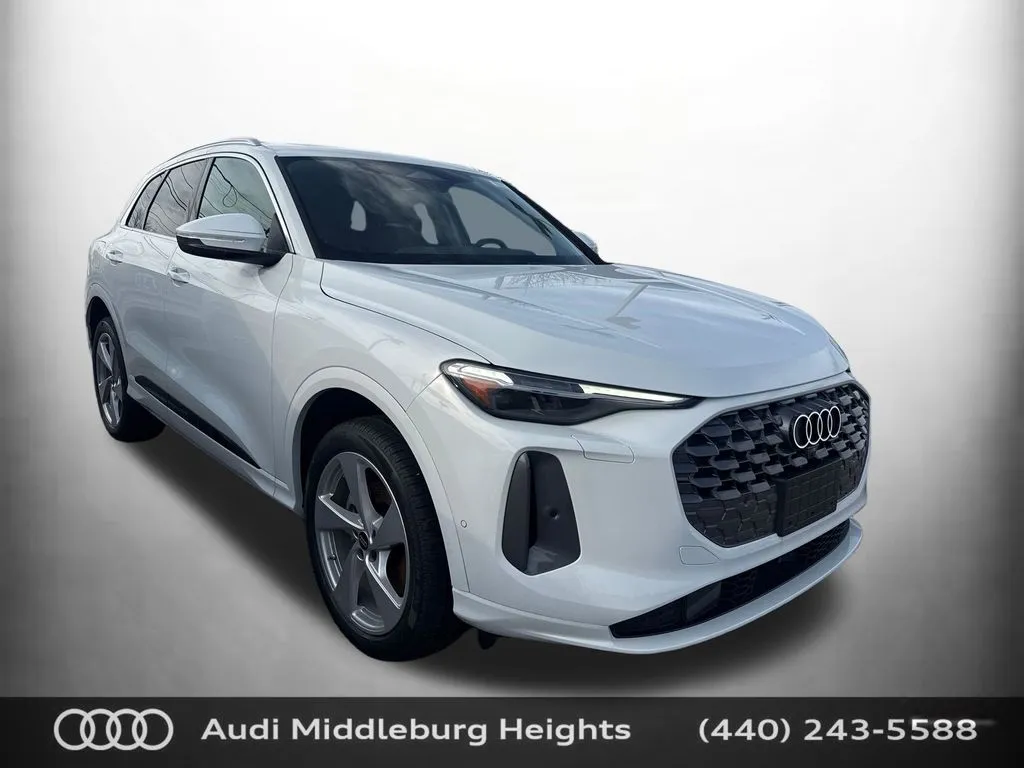 2025 Audi Q5 2.0T Premium Plus for sale in Middleburg Heights, OH