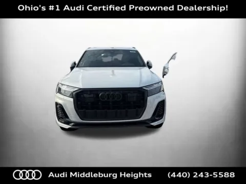 Photos of 2026 Audi Q7 45 Premium for sale in Middleburg Heights, OH at Audi Middleburg Heights