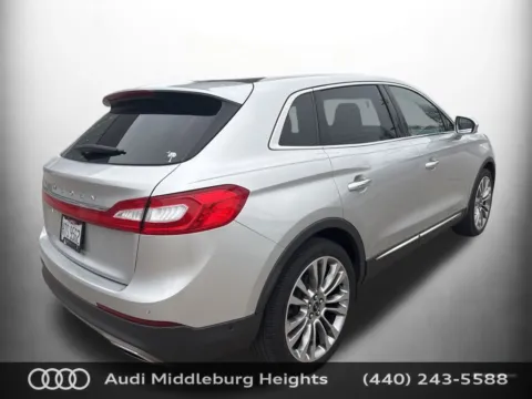 More photos of 2016 Lincoln MKX Reserve at Audi Middleburg Heights, OH