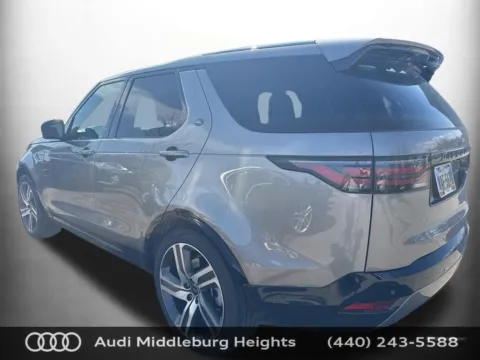 Photos of 2023 Land Rover Discovery S R-Dynamic for sale in Middleburg Heights, OH at Audi Middleburg Heights