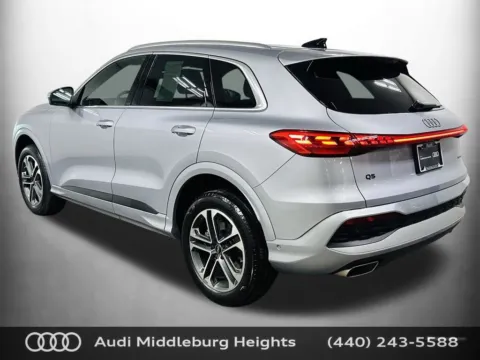 More photos of 2025 Audi Q5 2.0T Premium Plus at Audi Middleburg Heights, OH