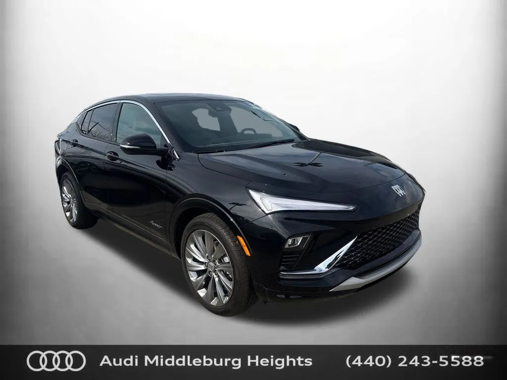 Black 2025 Buick Envista Avenir for sale in Middleburg Heights, OH