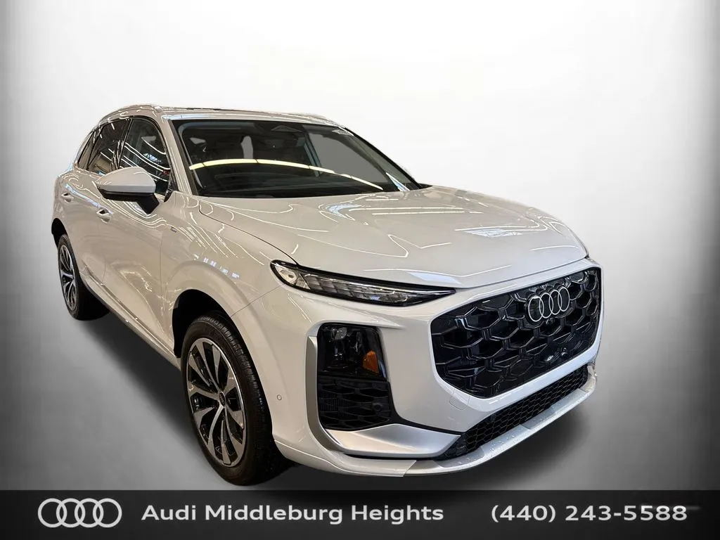 White 2026 Audi Q3 quattro S line TFSI for sale in Middleburg Heights, OH