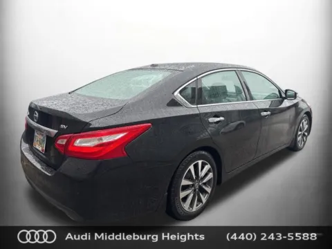 More photos of 2017 Nissan Altima 2.5 SV at Audi Middleburg Heights, OH