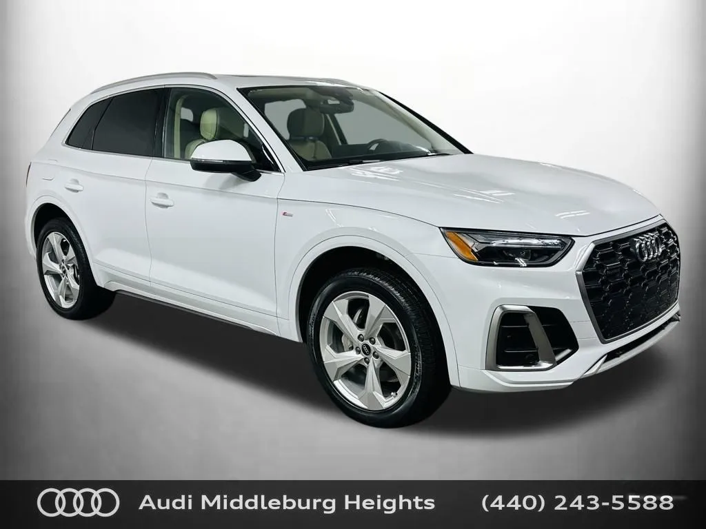 White 2023 Audi Q5 45 S line Premium Plus for sale in Middleburg Heights, OH