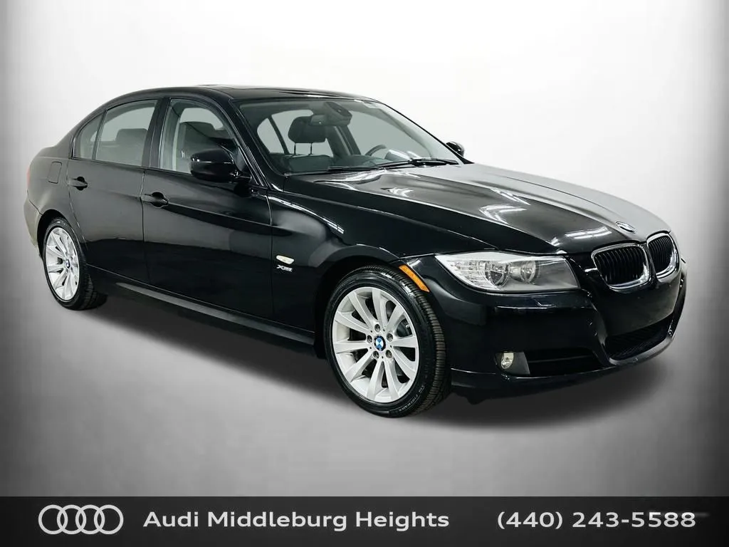 Black 2011 BMW 3 Series 328i xDrive for sale in Middleburg Heights, OH